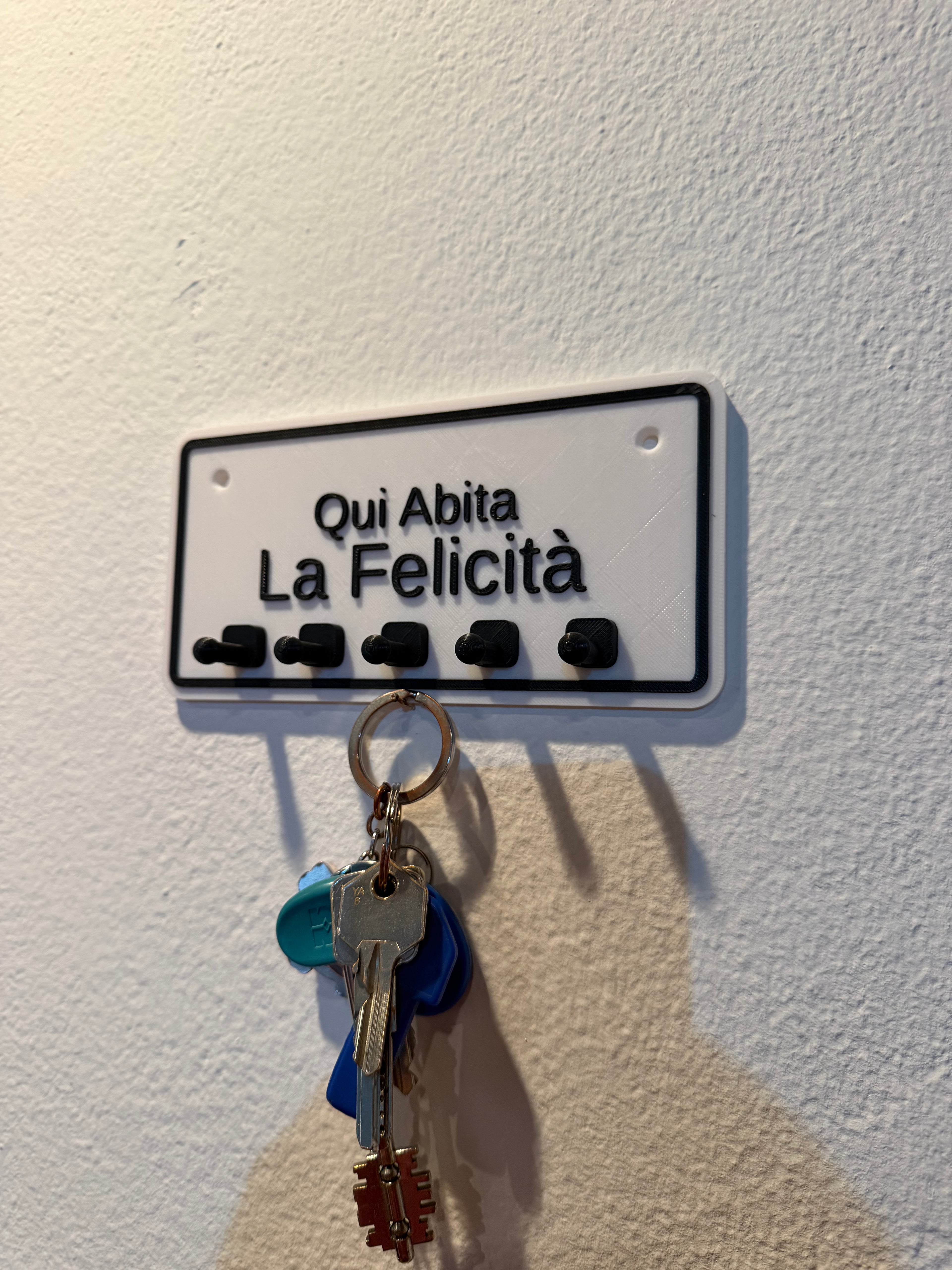 Appendichiavi da Muro Personalizzabile – Qui Abita la Felicità