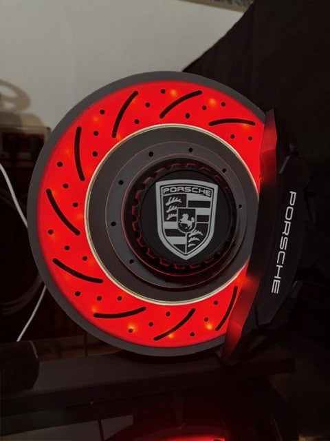 Éclairage 3D des étriers et disques de frein Porsche - Système de freinage illuminé