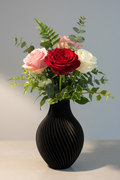 3D Spiral Vase with a Modern Design - Handcrafted in Black or White PLA