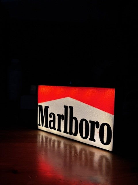 Lampada LED Marlboro 3D - Spirito Selvaggio del West Stampa 3D Artigianale