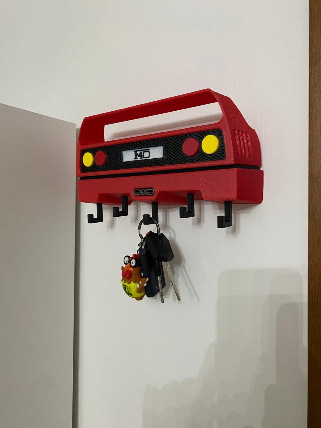 Ferrari F40 Key Hanger - The Legend of the Prancing Horse