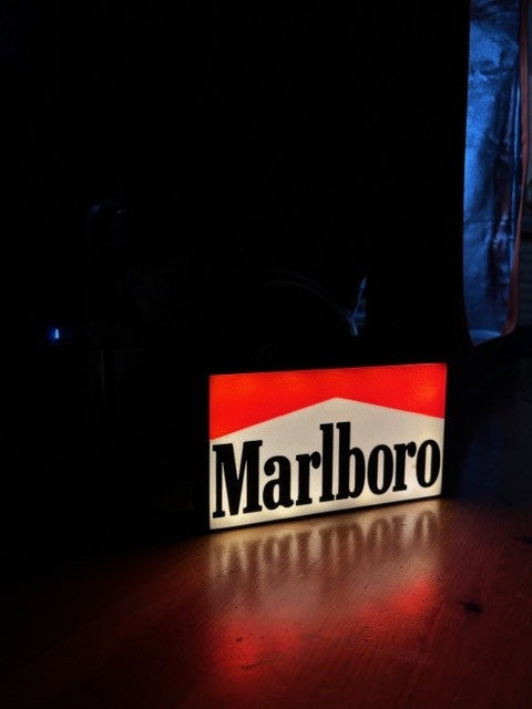 Lampada LED Marlboro 3D - Spirito Selvaggio del West Stampa 3D Artigianale