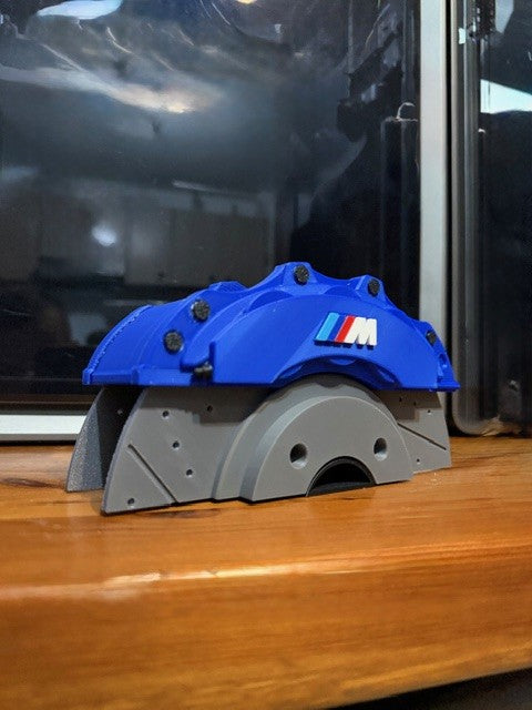 Porta Penne BMW M Performance - Pinza Freno Stampa 3D Artigianale