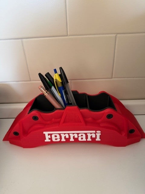 Porta Penne Pinza Freno Ferrari - Design Stampato in 3D