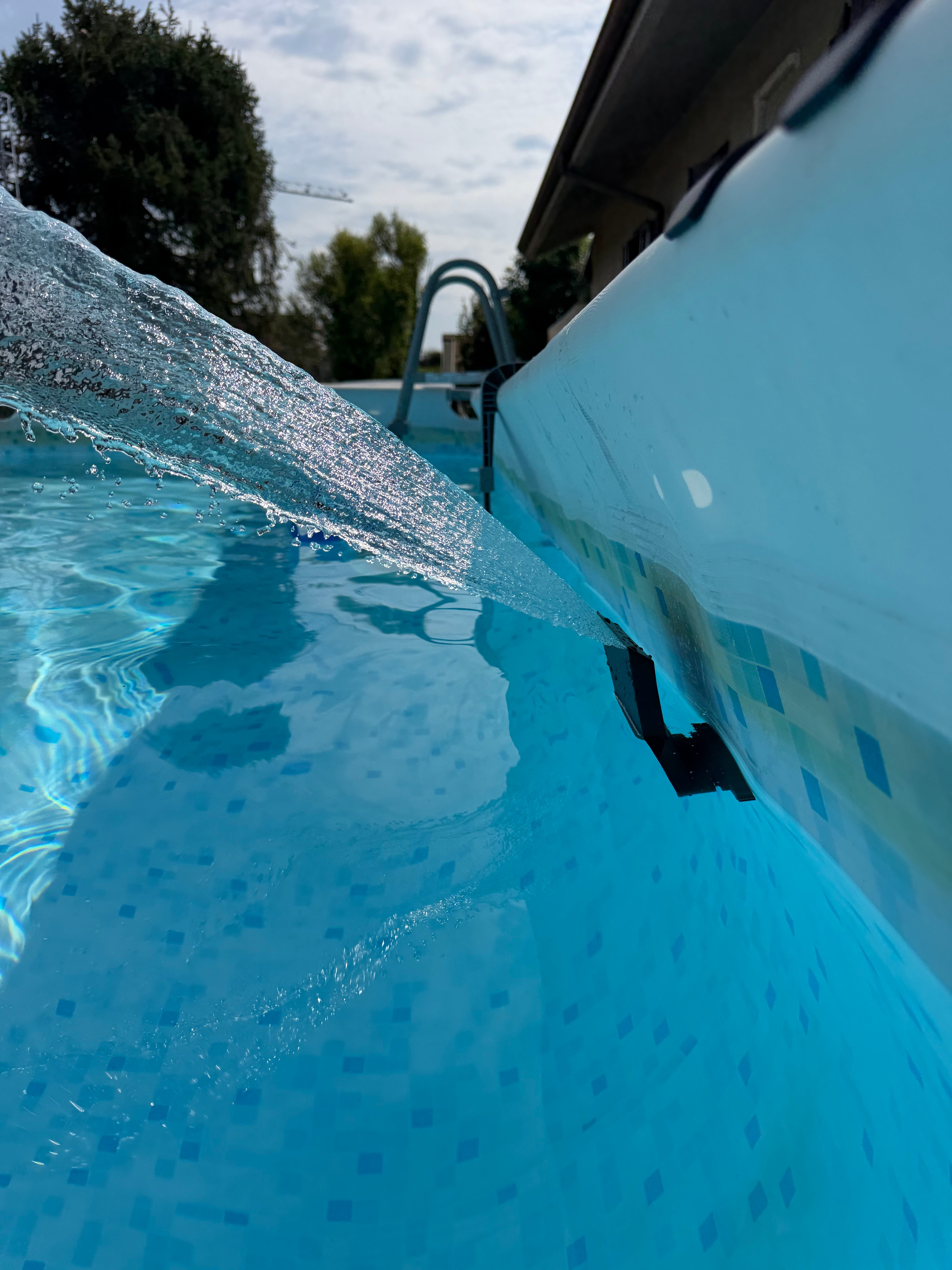 Fontana per Piscine Fuori Terra in PETG Nero