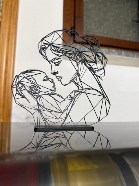 Scultura 3D Abbraccio Eterno - Mamma e Neonato Stampa 3D Artigianale