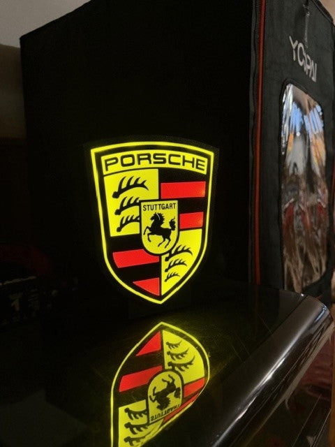 Lampada Logo Porsche 3D - Design Esclusivo Stampato in 3D