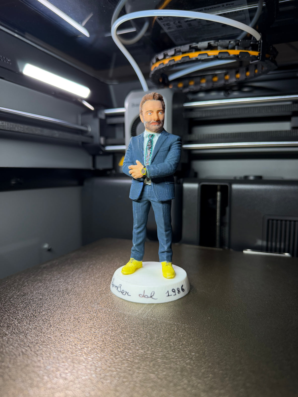 Statuetta 3D Personalizzata da Foto, Realizzata e Dipinta a Mano, Figurina Personalizzata in PLA, Regalo Unico e Originale