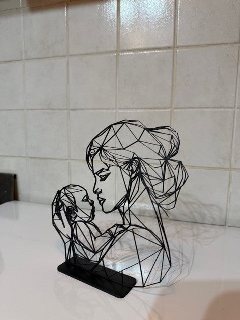 Scultura 3D Abbraccio Eterno - Mamma e Neonato Stampa 3D Artigianale
