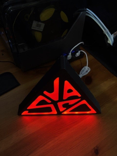 Lampe LED triangulaire 3D Vasco - Impression artisanale 3D Blasco Rossi