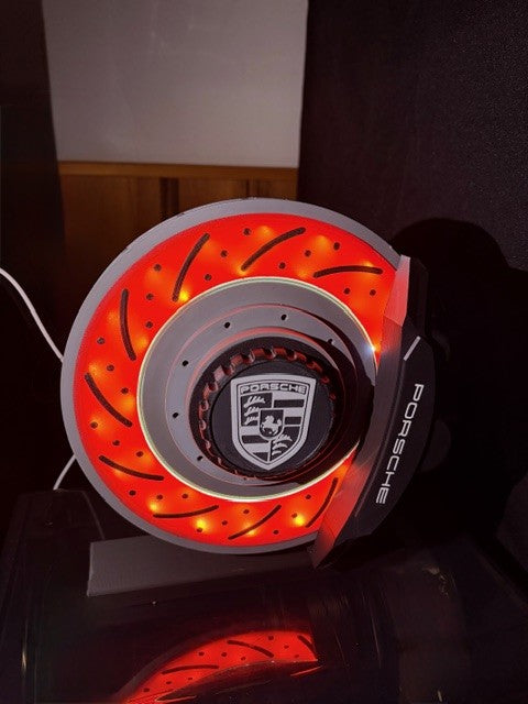 Éclairage 3D des étriers et disques de frein Porsche - Système de freinage illuminé