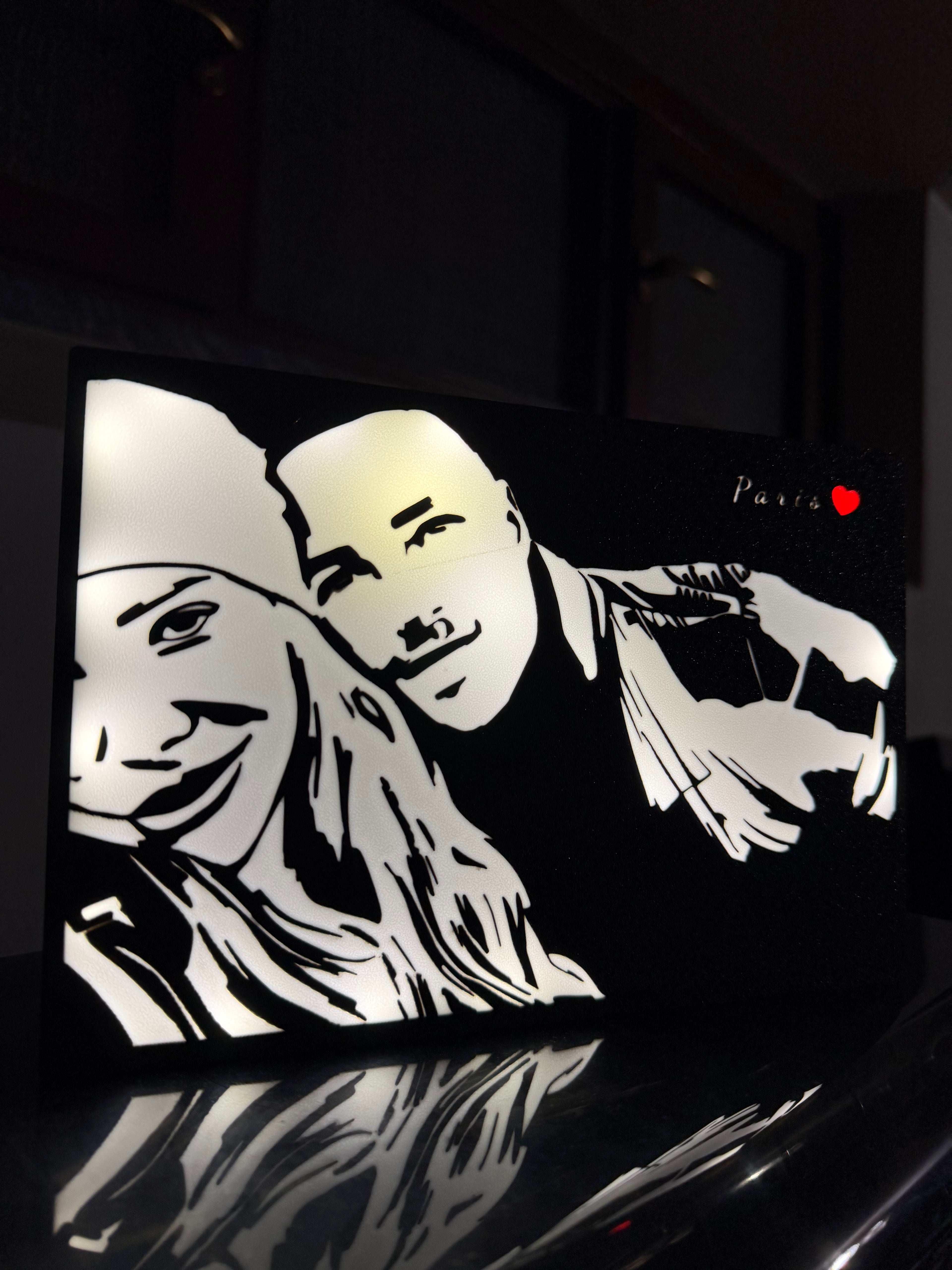 Lampada LED Personalizzata 22x15cm con Tua Foto 3D - Max 4 Colori - Illumina i Tuoi Ricordi