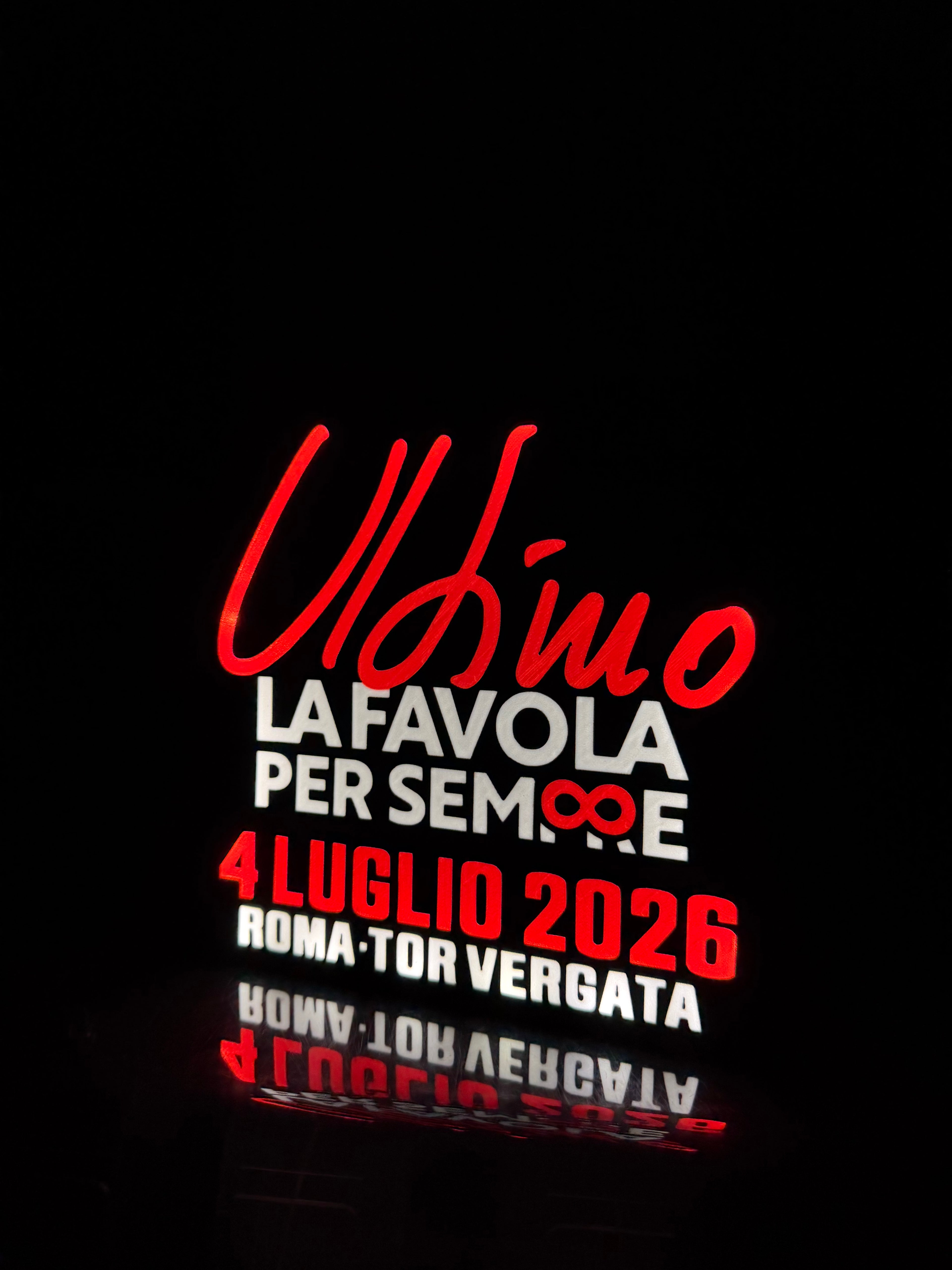 Lampada LED Ultimo – La Favola Per Sempre | Roma Tor Vergata 4 Luglio 2026