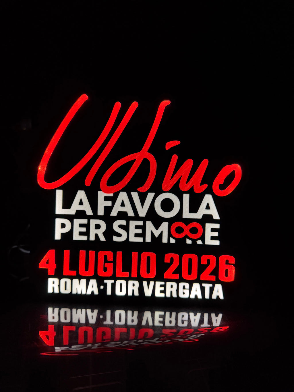 Lampada LED Ultimo – La Favola Per Sempre | Roma Tor Vergata 4 Luglio 2026